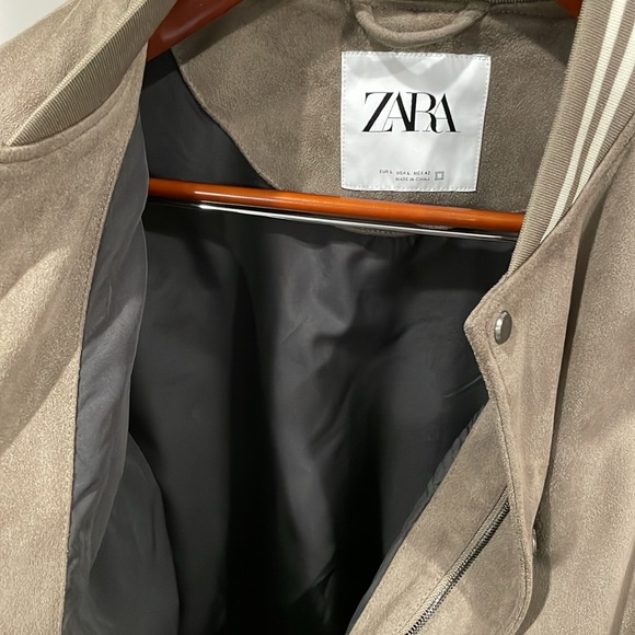 Zara men’s taupe suede bomber jacket.  Size Large. - Picture 2 of 4